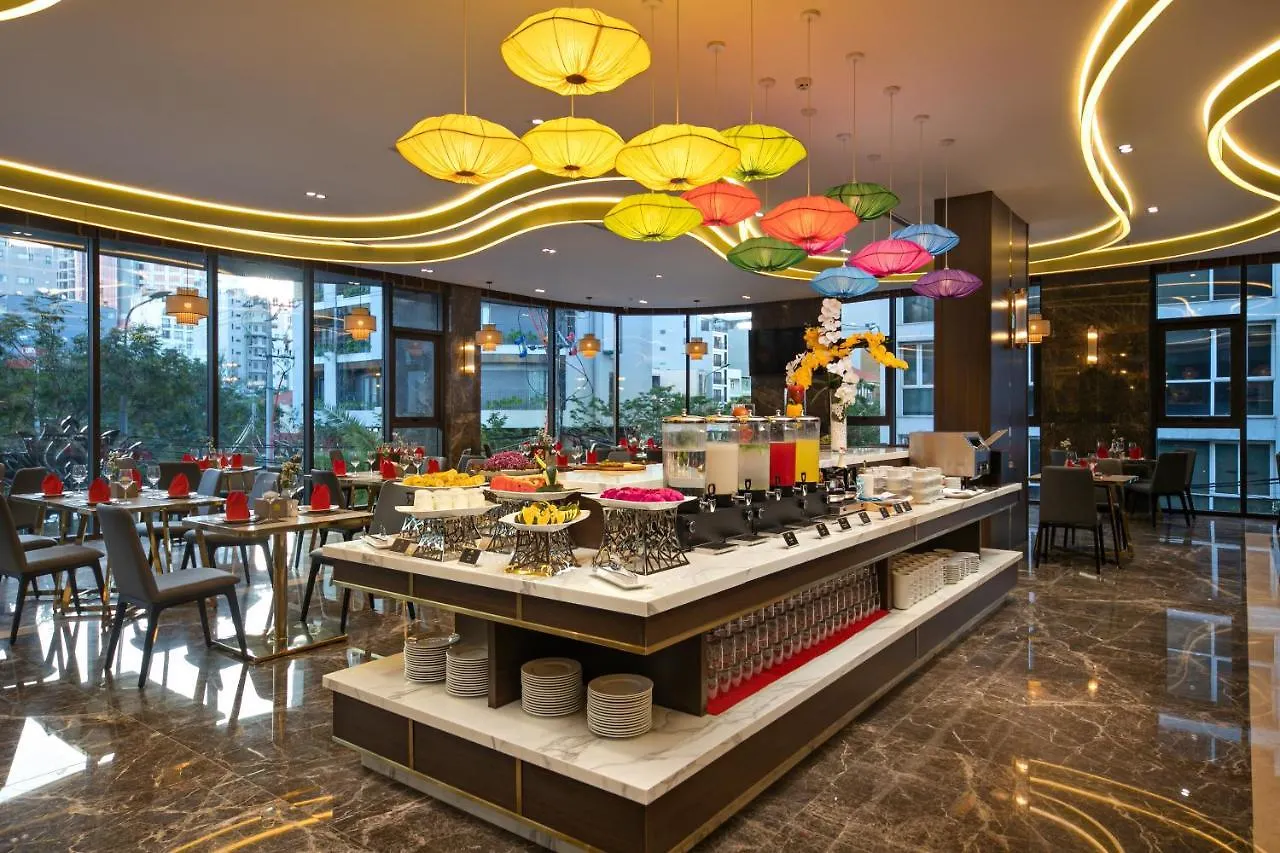 Golden Lotus Grand Da Nang - Panoramic Rooftop Bar & Daily Afternoon Tea Hotel