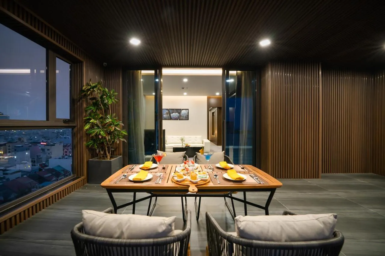 Hotel Golden Lotus Grand Da Nang - Panoramic Rooftop Bar & Daily Afternoon Tea