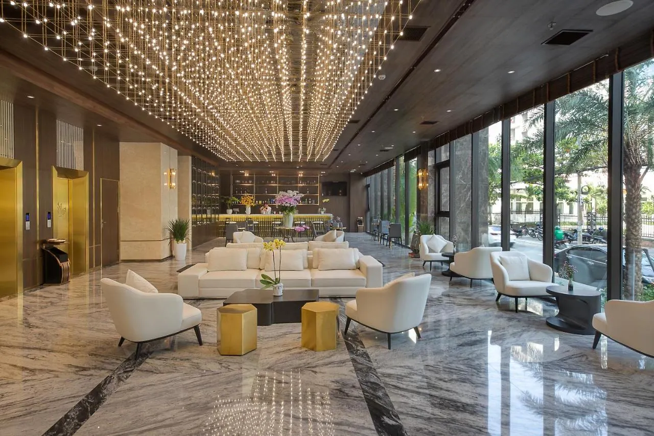 Hotel Golden Lotus Grand Da Nang - Panoramic Rooftop Bar & Daily Afternoon Tea