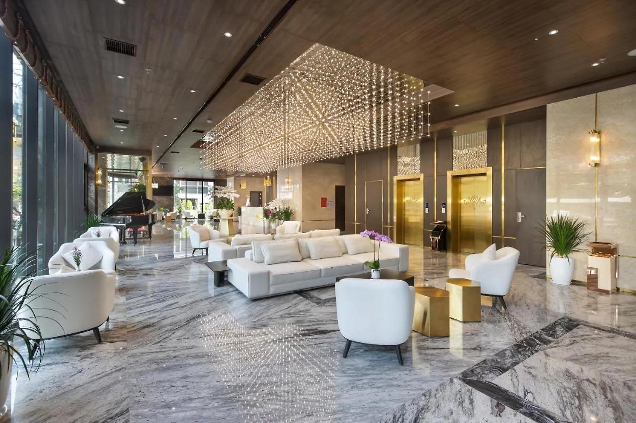 Golden Lotus Grand Da Nang - Panoramic Rooftop Bar & Daily Afternoon Tea
