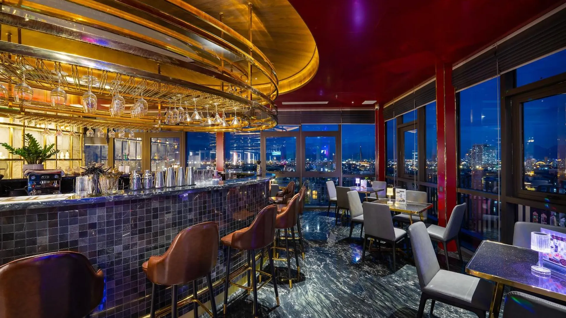 **** Hotel Golden Lotus Grand Da Nang - Panoramic Rooftop Bar & Daily Afternoon Tea Vietnam