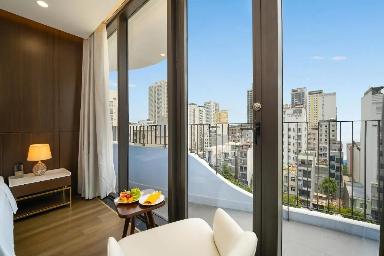 Golden Lotus Grand Da Nang - Panoramic Rooftop Bar & Daily Afternoon Tea